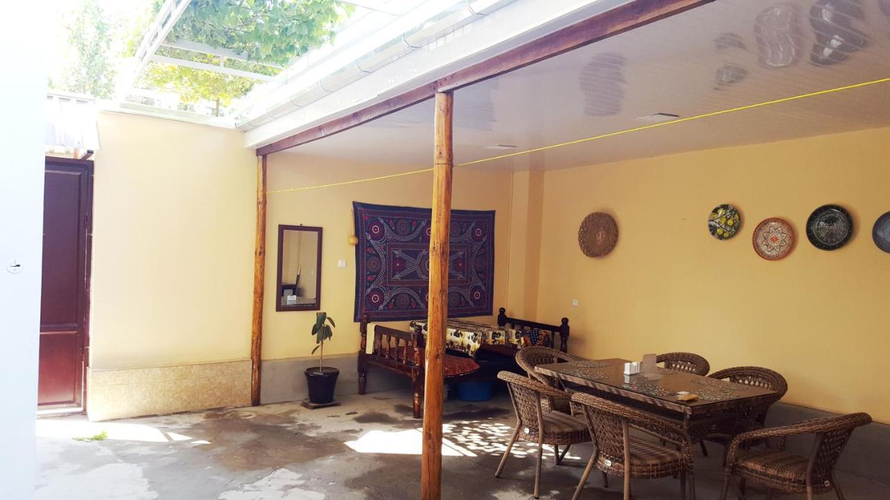 Hostel Bravo Фергана Екстер'єр фото