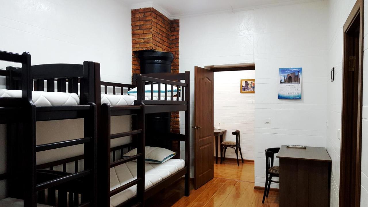 Hostel Bravo Фергана Екстер'єр фото